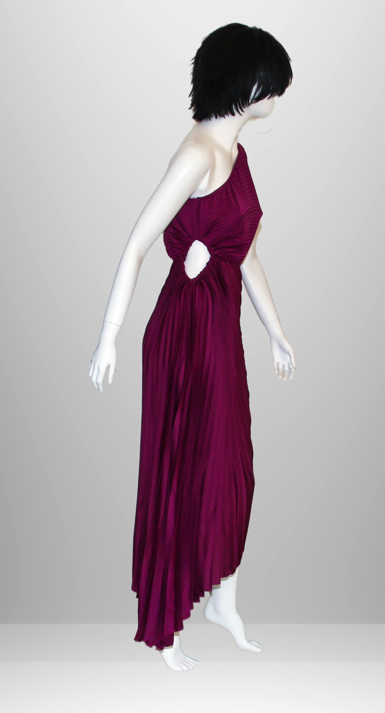 Abito lungo elegante plissettato viola scuro